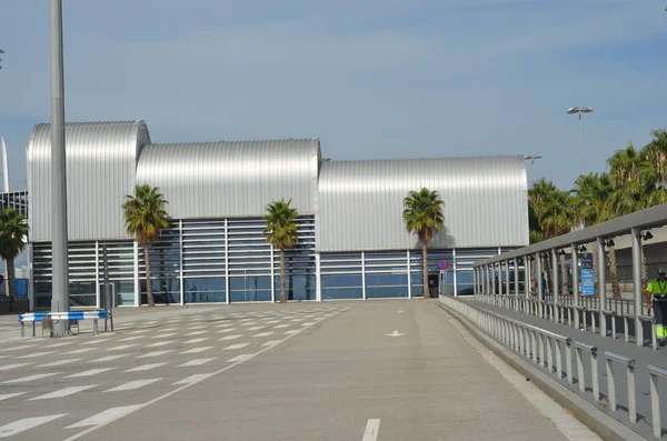 Terminal de pasajeros en Barcelona, España — Foto de Stock