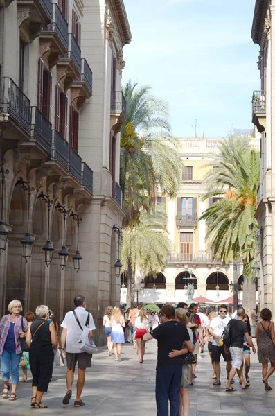 巴塞罗那的地标建筑-La rambla 大道街 — 图库照片