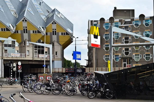 Żółta kostka domy Rotterdam — Zdjęcie stockowe