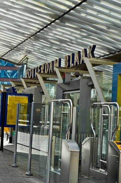 Estación de metro de Rotterdam Blaak — Foto de Stock