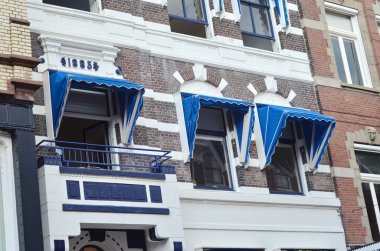 Hollanda geleneksel bir evin cephe