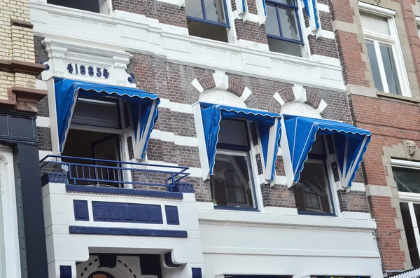 荷兰传统住宅立面 — 图库照片