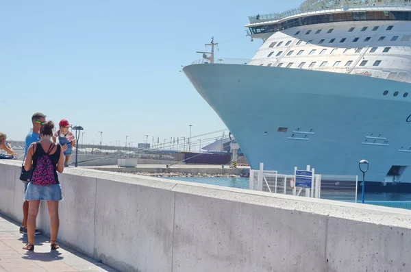 Luxus-Kreuzfahrtoase der Meere, königliche Karibik — Stockfoto