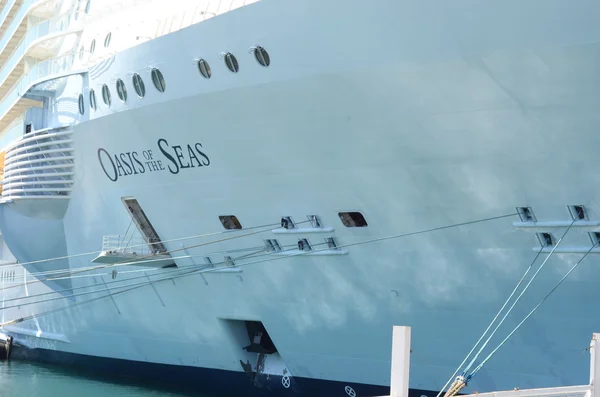 Crucero de lujo Oasis de los mares, Royal Caribbean — Foto de Stock