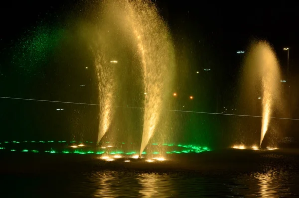 Dancing fountains — Stock Photo, Image