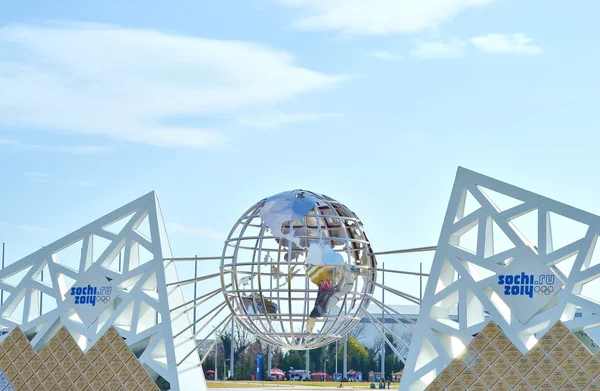 La escultura Unisphere en Sochi, Federación Rusa — Foto de Stock