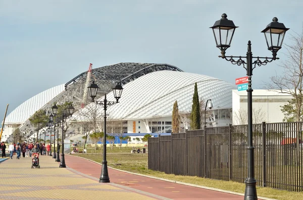 Stad embankment Rusland. — Stockfoto