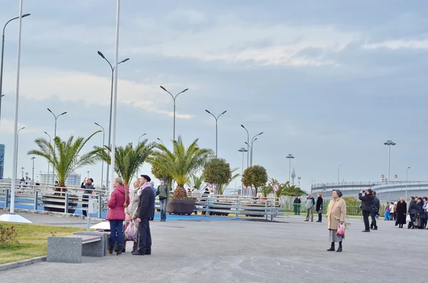 People walking in Olympic park in Sochi, Russia. — Stock Photo, Image