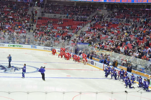 Juego de hockey sobre hielo KHL Sochi, Rusia 2015 —  Fotos de Stock