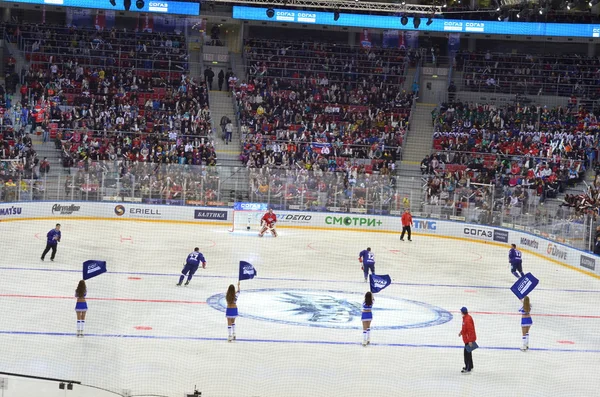 Juego de hockey sobre hielo KHL Sochi, Rusia 2015 Fotos de stock