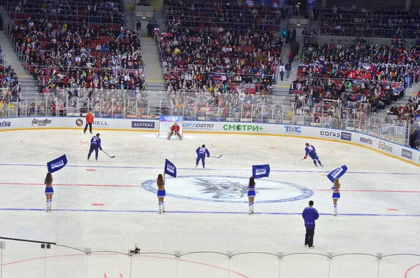 Jogo de hóquei no gelo em Sochi, Rússia 2015 — Fotografia de Stock
