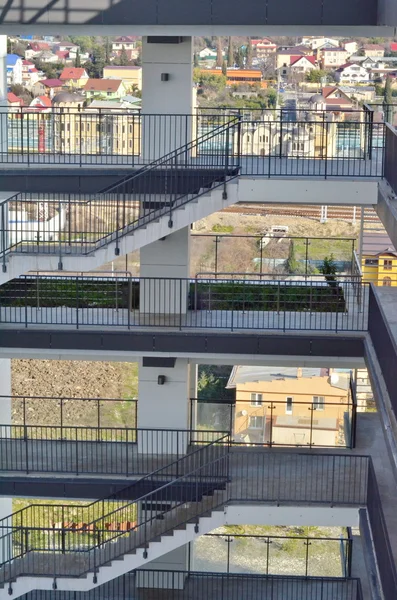 Außentreppe zum Hotel — Stockfoto