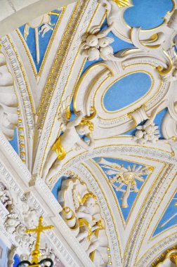 Diriliş ve st. thomas zamosc havari Kilisesi