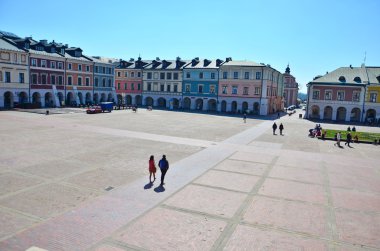 Zamosc, Polonya binaların renkli cephe