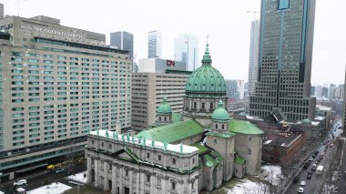 Mary, Montreal 'deki Dünya Katedrali' nin Kraliçesi küçük bazilika. (Katedral Marie-Reine-du-Monde).