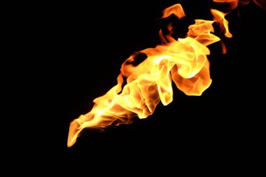 alevler siyah arkaplanda!!