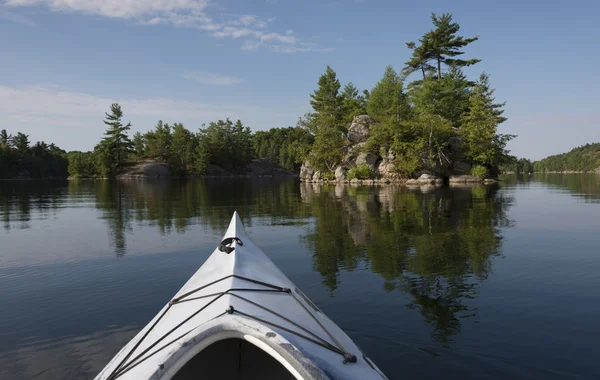 Kayaking on a Calm Lake — Stock Photo, Image