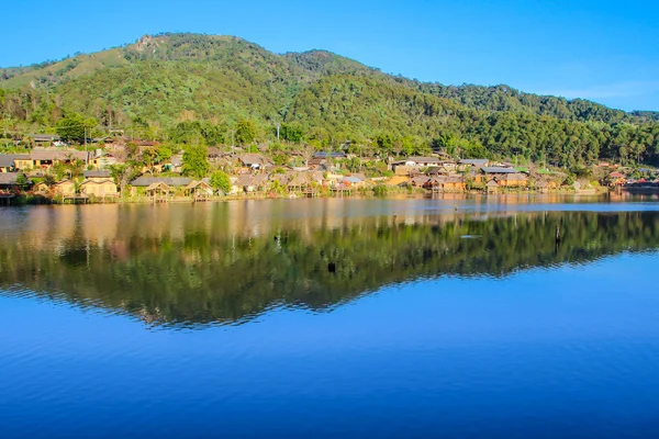 River and mountains — Stock Photo, Image