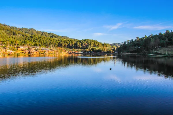 River and mountains — Stock Photo, Image