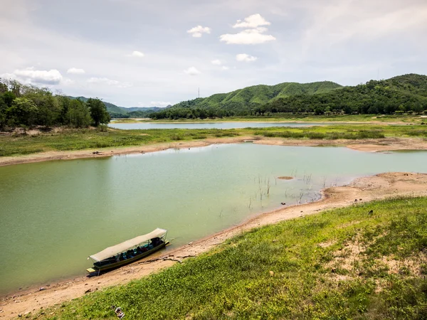 Landscape mountains & river — Stock Photo, Image