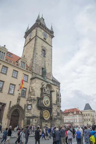 Prag astronomik saatler