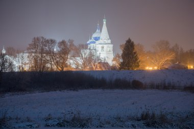 Wimter Suzdal için geldi
