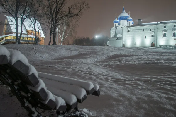 Wimter Suzdal için geldi
