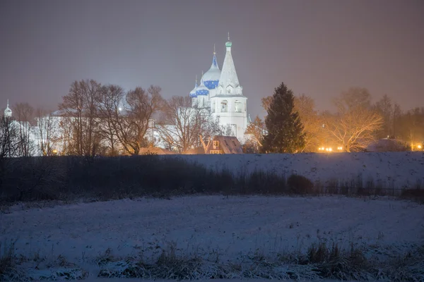 Wimter Suzdal için geldi