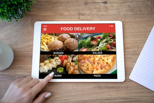 Female Hand Selects Menu Computer Tablet Food Delivery Application Screen — Stock Photo, Image