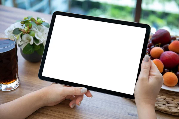 Female Hands Holding Computer Tablet Isolated Screen Table Cafe — Stock Photo, Image