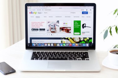 SIMFEROPOL - 7 Ağustos 2014: İnternet açık artırmaları, çevrimiçi alışveriş ve ani ödemeler alanlarında hizmet veren Amerikan şirketi eBay.