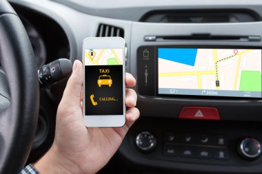 adam telefon app taksi ve navigasyon harita ile bağlanma