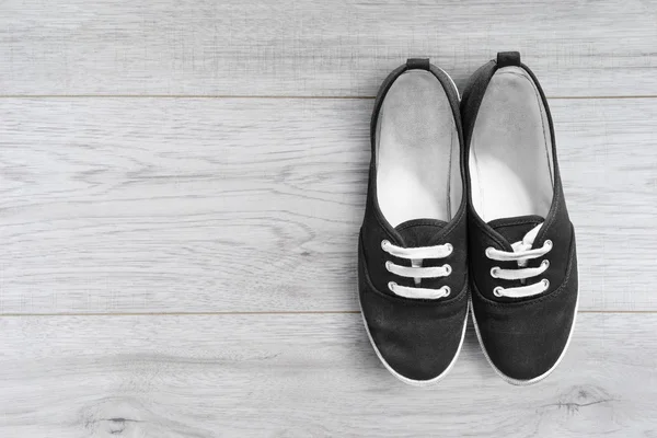 Обувь на полу — стоковое фото