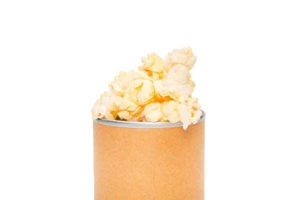 Popcorn Dřevěné Míse Izolované Bílém Pozadí Výstřižkové Cesty — Stock fotografie