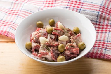 Kuzu Provencal yol tarifi