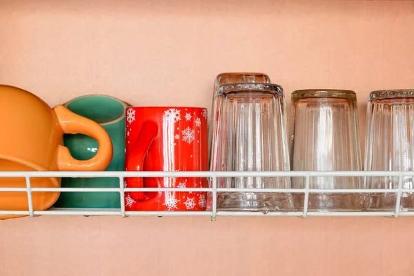 Bulaşıkları kurutma — Stok fotoğraf