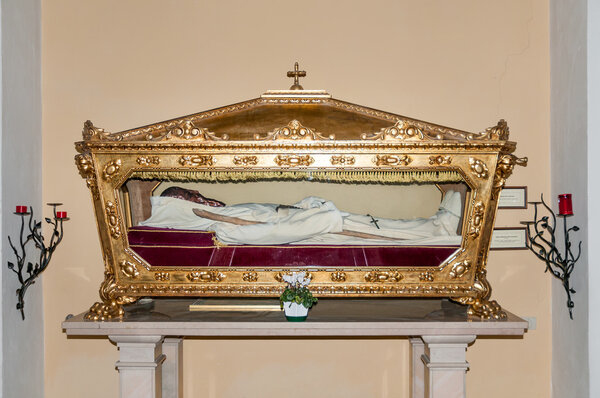 Бето-Уголино-делле-Каминат
