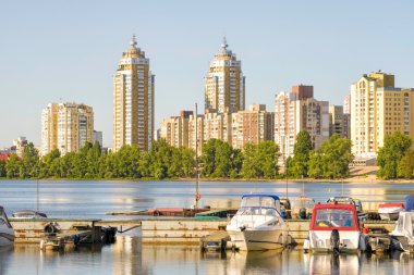 Dinyeper gemilerde Rive