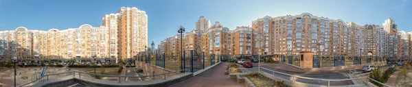 Сучасних будівель в район "Оболонь" Київ — стокове фото