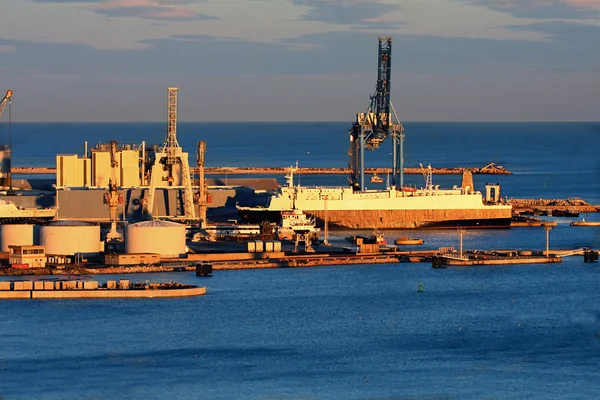 Industriehafen — Stockfoto