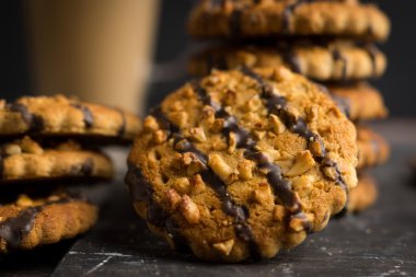 Bardak kahve çerezler ile