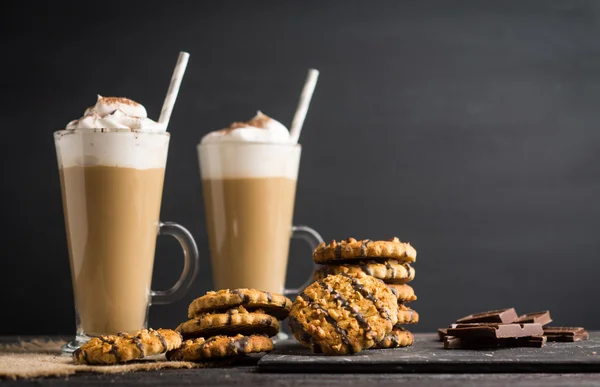 Glass of coffee with cookies — Stock Photo, Image