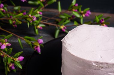 Pembe kremalı pasta