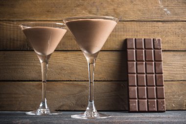 Martini cam çikolata mousse