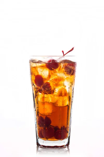 Cola de cereja fria refrescante — Fotografia de Stock