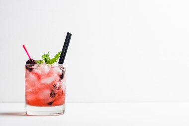 BlackBerry buzla kokteyl