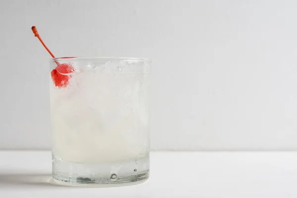 Old fashioned cocktail — Stock Photo, Image