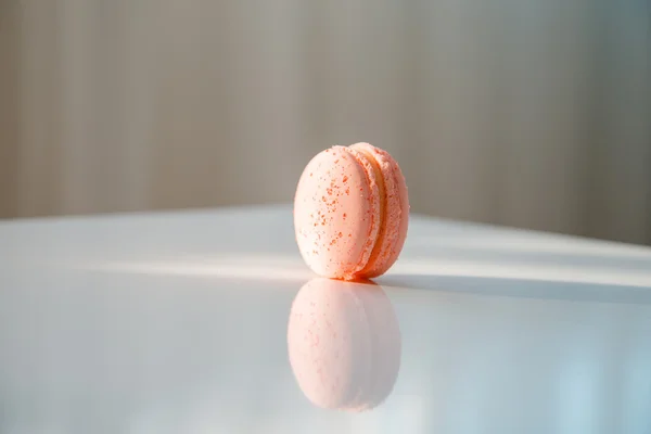 Leckere Pfirsich-Macaron — Stockfoto