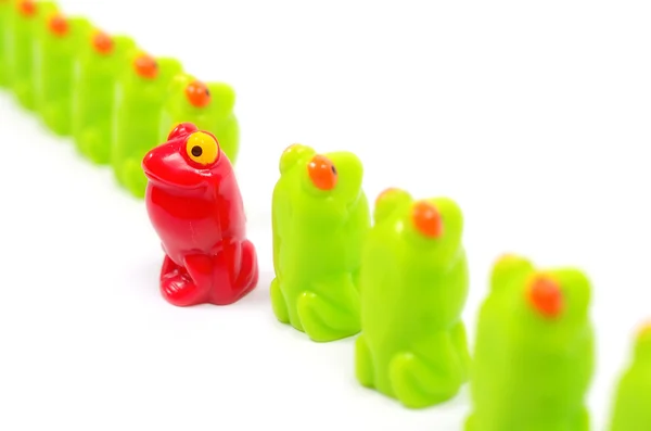 Petites grenouilles jouets en plastique . — Photo