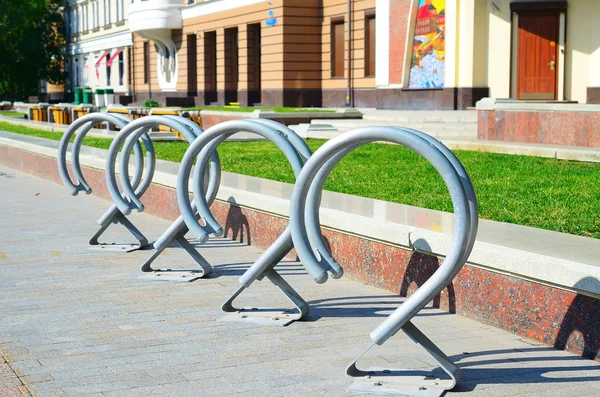 Aparcamiento para bicicletas —  Fotos de Stock